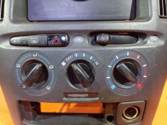 Блок управления климатконтроля на Toyota Probox NCP51V 1NZ-FE Фото 6