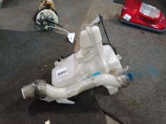 Бачок омывателя 38450-71L10 на Suzuki Swift ZC72S Фото 5