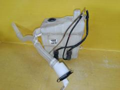 Бачок омывателя большой 060851-073 на Toyota Voxy ZRR70G Фото 3