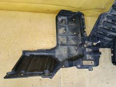 Защита двигателя 51442-28150,51441-28170 на Toyota ZRR70G Фото 3
