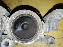 Подушка двигателя на Nissan X-Trail NT31 MR20DE Фото 2