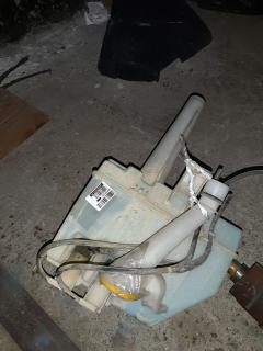 Бачок омывателя 28910 8H300, CL-6437 на Nissan X-Trail NT30 Фото 3