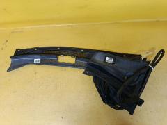 Решетка под лобовое стекло на Mitsubishi Grandis NA4W MR996559
