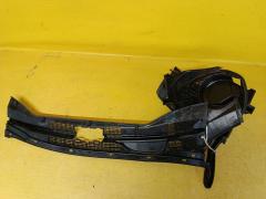 Решетка под лобовое стекло MR996559 на Mitsubishi Grandis NA4W Фото 4
