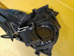 Решетка под лобовое стекло MR996559 на Mitsubishi Grandis NA4W Фото 6