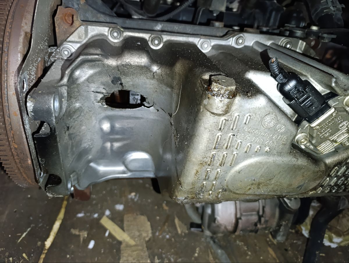 Двигатель на Volkswagen Golf 1K CAXA Фото 10