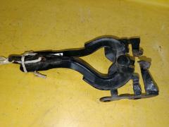 Крепление капота на Toyota Voxy ZRR75G