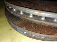 Тормозной диск 43512-05070, 43512-05110 на Toyota Avensis AZT255 1AZ-FSE Фото 3