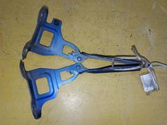 Крепление капота на Honda Fit GK3
