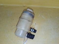 Бачок гидроусилителя на Mitsubishi Airtrek CU5W 4G69 MR403657