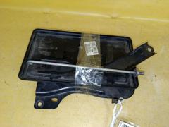 Подставка под аккумулятор на Toyota Corolla Fielder NZE144G