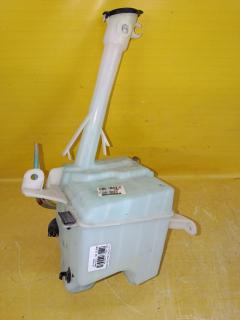 Бачок омывателя на Toyota Corolla Fielder NZE144G 85315-13080