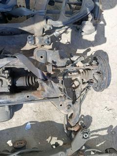 Балка подвески 51206-12100 на Toyota Corolla Fielder NZE144G 1NZ-FE Фото 3