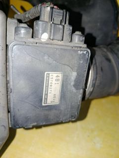 Датчик расхода воздуха E5T08271 на Mitsubishi Pajero Io H66W 4G93 Фото 2
