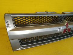 Решетка радиатора MR322536 на Mitsubishi Pajero Io H66W Фото 3