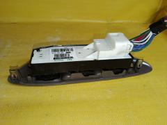 Блок упр-я стеклоподъемниками 84820-52180 на Toyota Platz NCP12 Фото 4