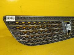 Решетка радиатора 53101-22520 на Toyota Mark Ii GX115 Фото 3
