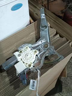 Стеклоподъемный механизм 69810-05060 на Toyota Avensis AZT250 Фото 4