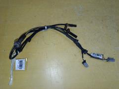 Датчик ABS на Nissan X-Trail NT31 MR20DE 47910-JG000  47910-1DA1A, Переднее расположение