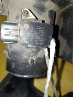 Корпус воздушного фильтра 22204-31010 на Toyota Camry ACV45 2AZ-FE Фото 3