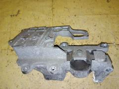 Подушка двигателя на Nissan Dualis KJ10 MR20DE Фото 4