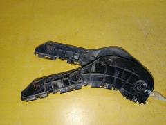 Крепление бампера на Toyota Corolla Fielder NZE144G 52116-12400  52115-12440, Переднее расположение
