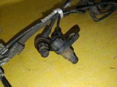 Датчик ABS 89546-12100, 89545-12100 на Toyota Corolla Fielder NZE144G 1NZ-FE Фото 2