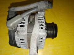 Генератор 27060-37031 на Toyota Voxy ZRR70G 3ZR-FAE Фото 2