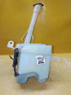 Бачок омывателя на Toyota Corolla Fielder NZE141G 85315-13080