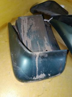 Брызговик на Honda Stream RN4 Фото 3