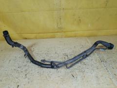 Заливная горловина топливного бака 77201-28282 на Toyota Noah ZRR75G 3ZR-FE Фото 2