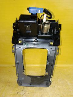 Блок упр-я стеклоподъемниками 84040-12110, 55420-12370, 55440-12110 на Toyota Corolla Fielder ZRE144G Фото 6