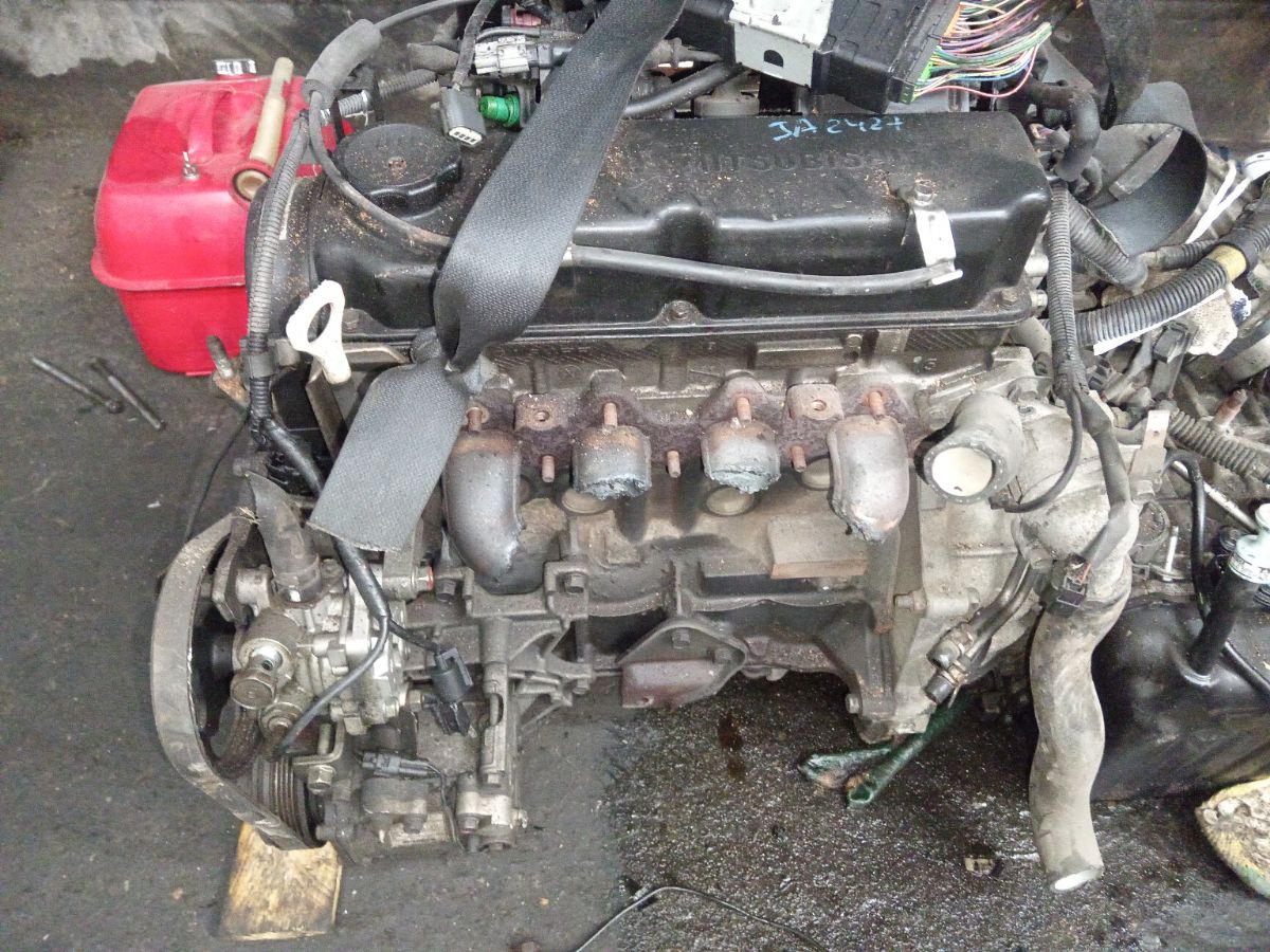 Двигатель на Mitsubishi Lancer Cedia CS2V 4G15 Фото 2