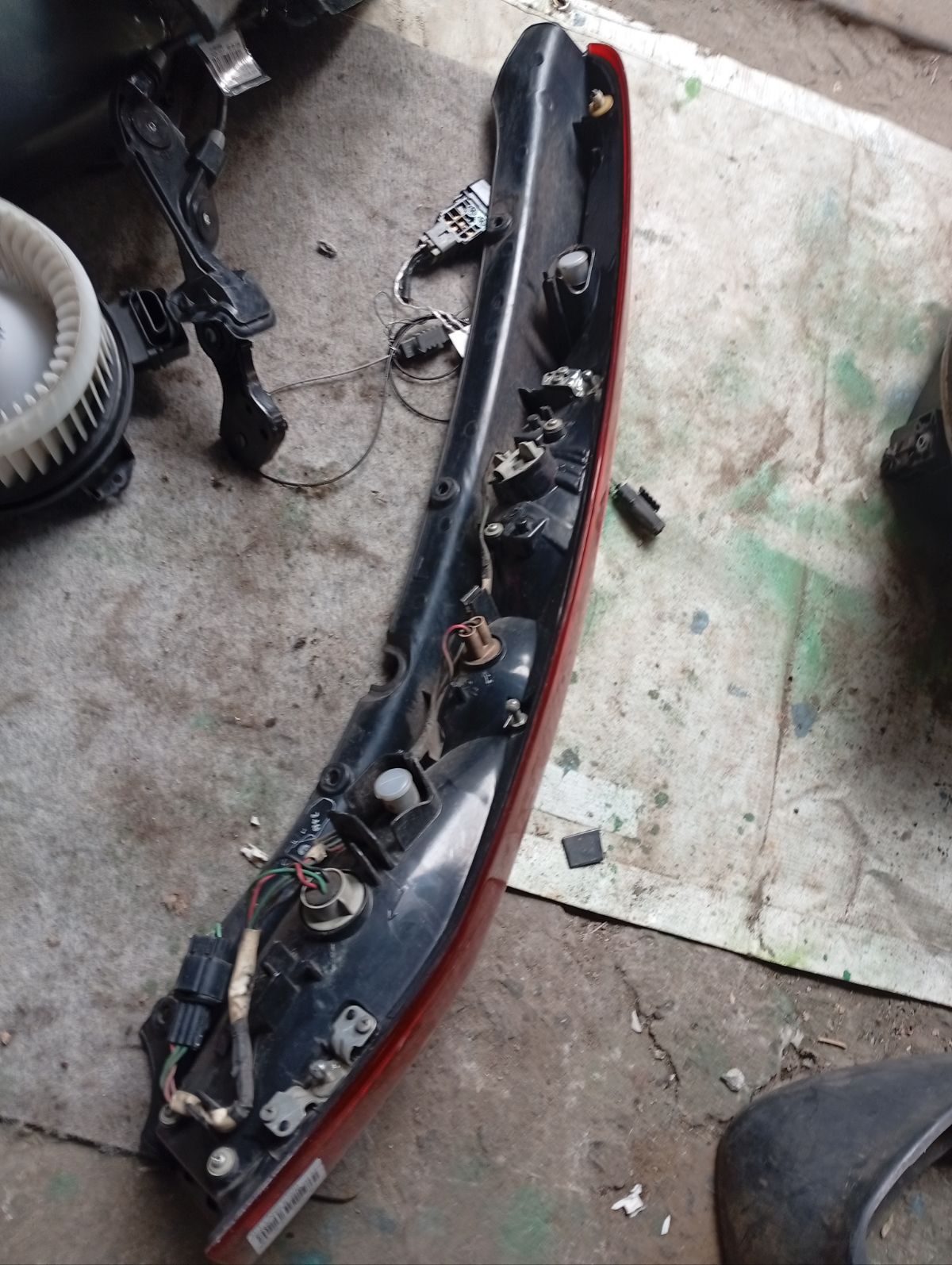 Стоп 220-87508 220-87508 на Mitsubishi Lancer Cedia Wagon CS5W Фото 8