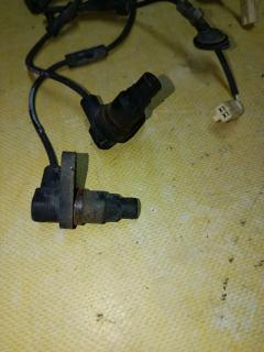 Датчик ABS 89546-12100, 89545-12100 на Toyota Corolla Fielder ZRE144G 2ZR-FE Фото 2