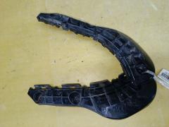 Крепление бампера на Toyota Corolla Fielder ZRE144G 52116-12400  52115-12440, Переднее расположение