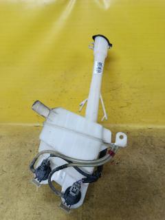 Бачок омывателя 85315-13080 на Toyota Corolla Fielder ZRE144G Фото 3