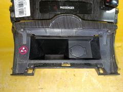 Блок упр-я стеклоподъемниками на Toyota Corolla Fielder ZRE144G Фото 5
