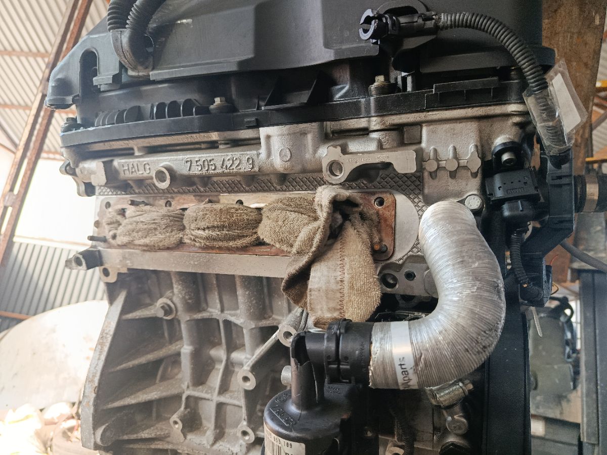 Двигатель на Bmw 3-Series E90-VA76 N46B20BA Фото 16