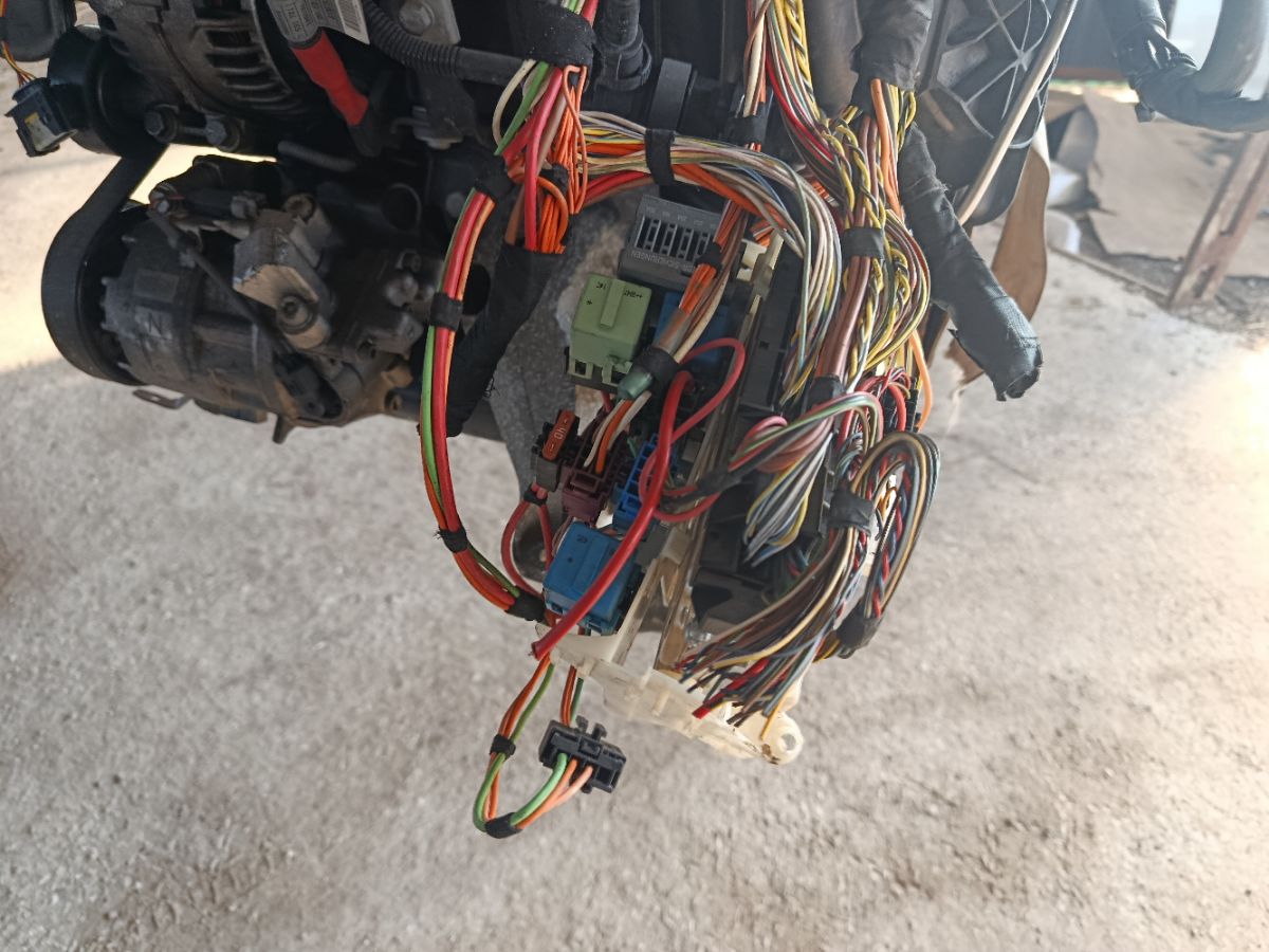 Двигатель на Bmw 3-Series E90-VA76 N46B20BA Фото 22