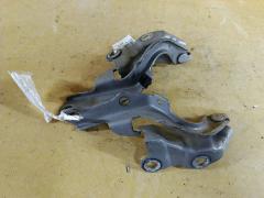 Крепление капота на Toyota Mark II GX115 53410-30160  53420-30160