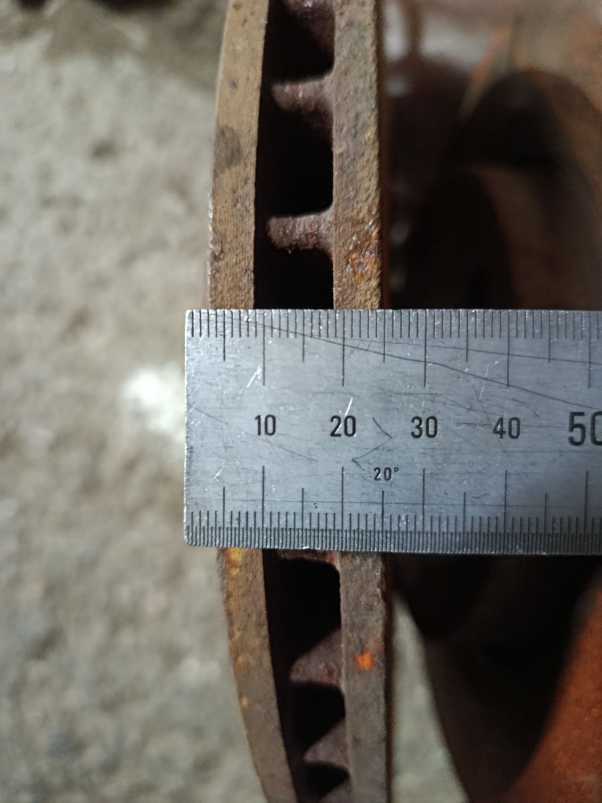 Тормозной диск 43512-22220, 43512-22250 на Toyota Mark Ii GX105 1G-FE Фото 3