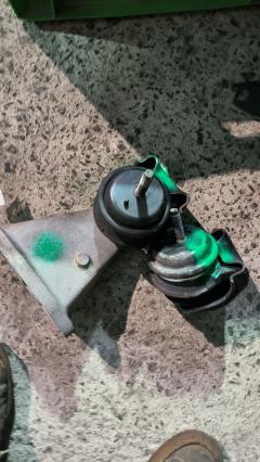 Подушка двигателя 12360-46080, 12380-46030 на Toyota Mark Ii GX105 1G-FE Фото 3