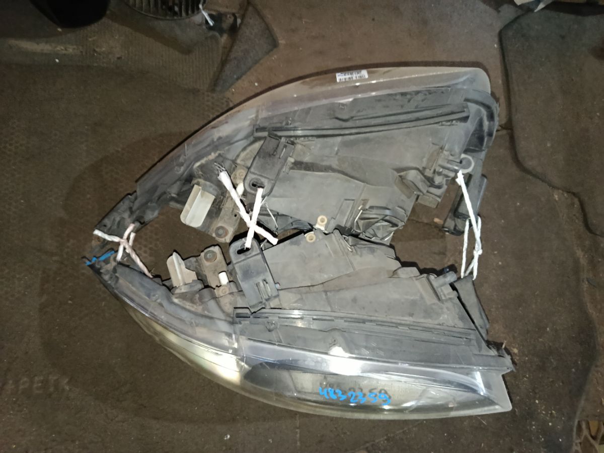 Фара WBAUE32080E118010 6311724965102, 6311724965201 на Bmw 1-Series E87-UE32 Фото 12