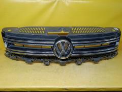 Решетка радиатора на Volkswagen Tiguan 5N 5N0853653E