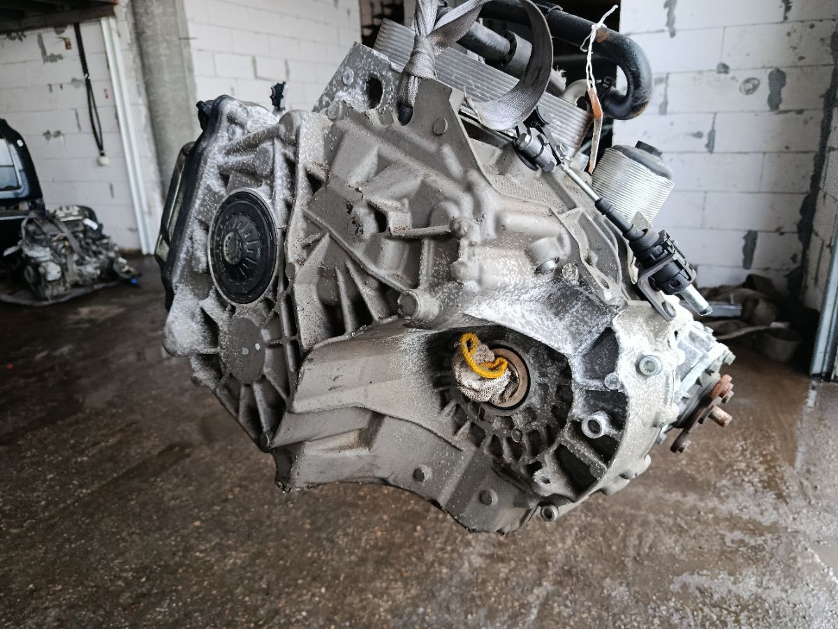 КПП автоматическая 37т.км на Volkswagen Tiguan 5N CCZD Фото 2