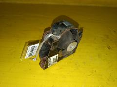 Подушка двигателя на Toyota Corolla Fielder NZE144G 1NZ-FE, Переднее расположение