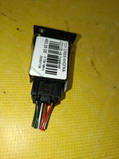 Кнопка на Toyota Cresta JZX105 Фото 2