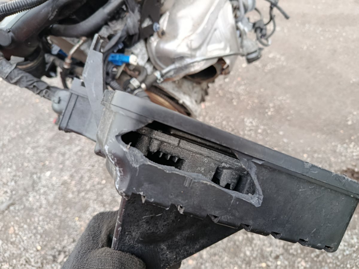Двигатель на Volvo V40 MV B4164T Фото 12