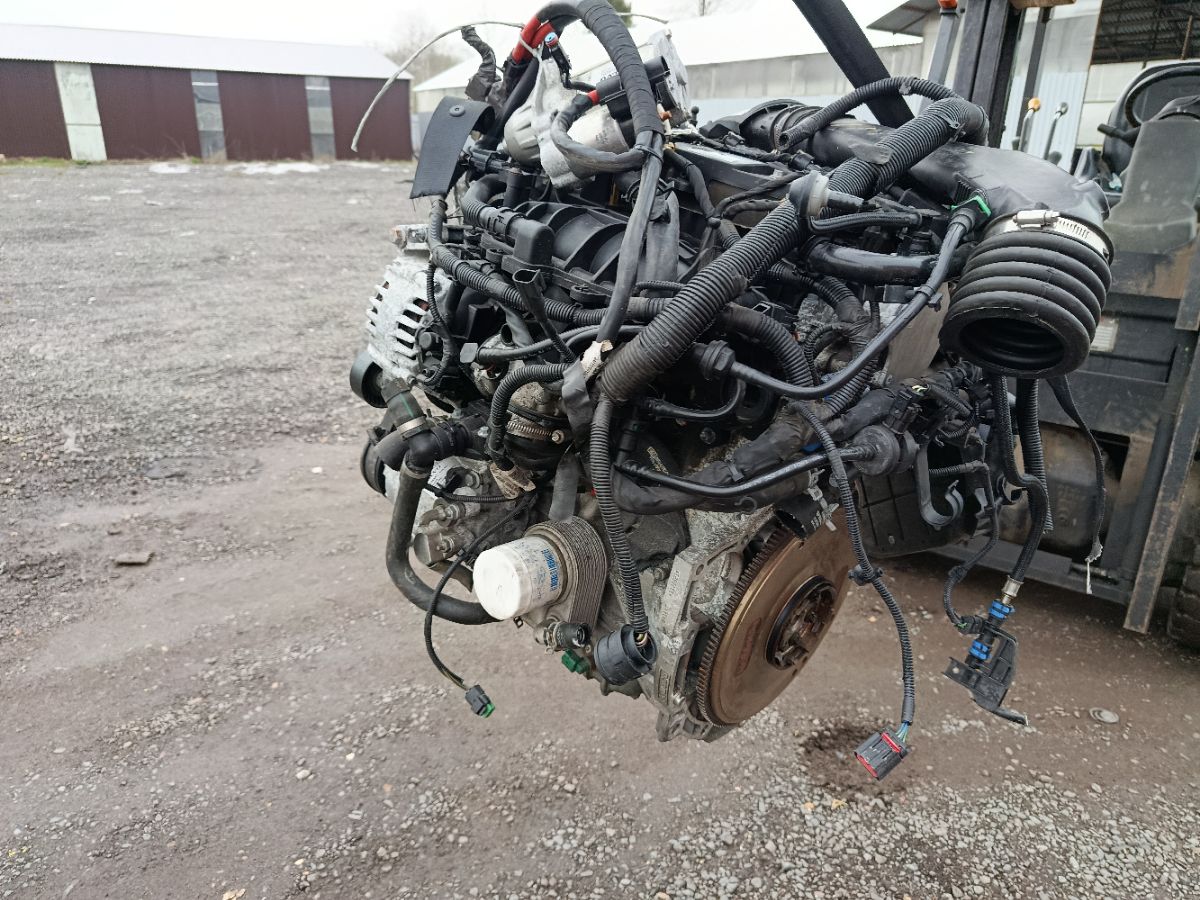Двигатель на Volvo V40 MV B4164T Фото 9